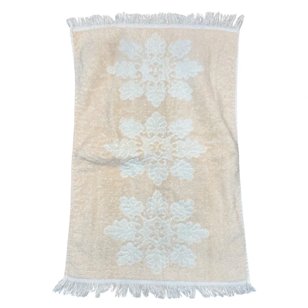 Cannon Royal Family Cotton Hand Towel Fringe Neutral Floral Snowflake Pristine‎